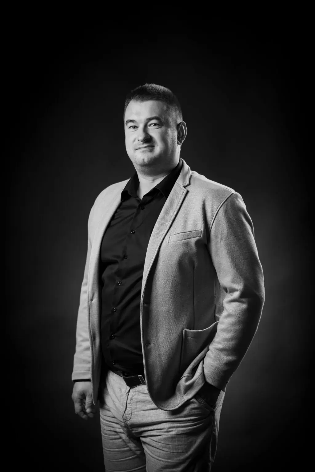 Dr. Igor Čvrljević