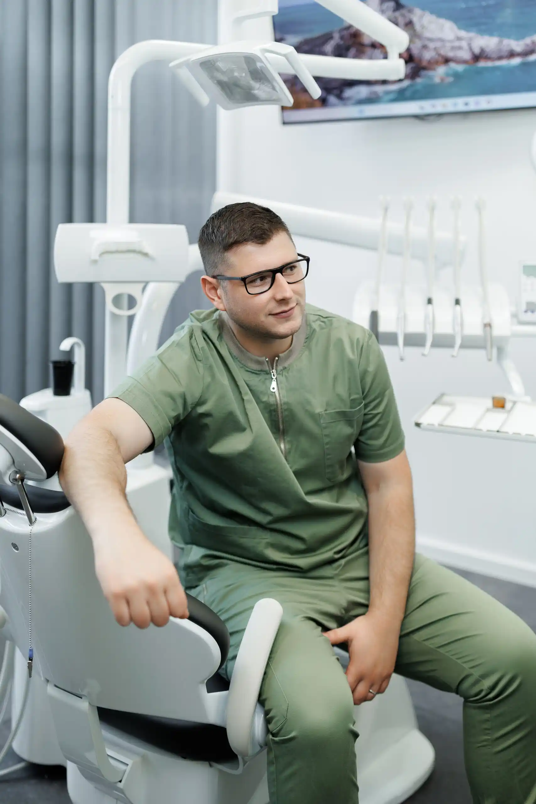 Our team and equipment at the clinic